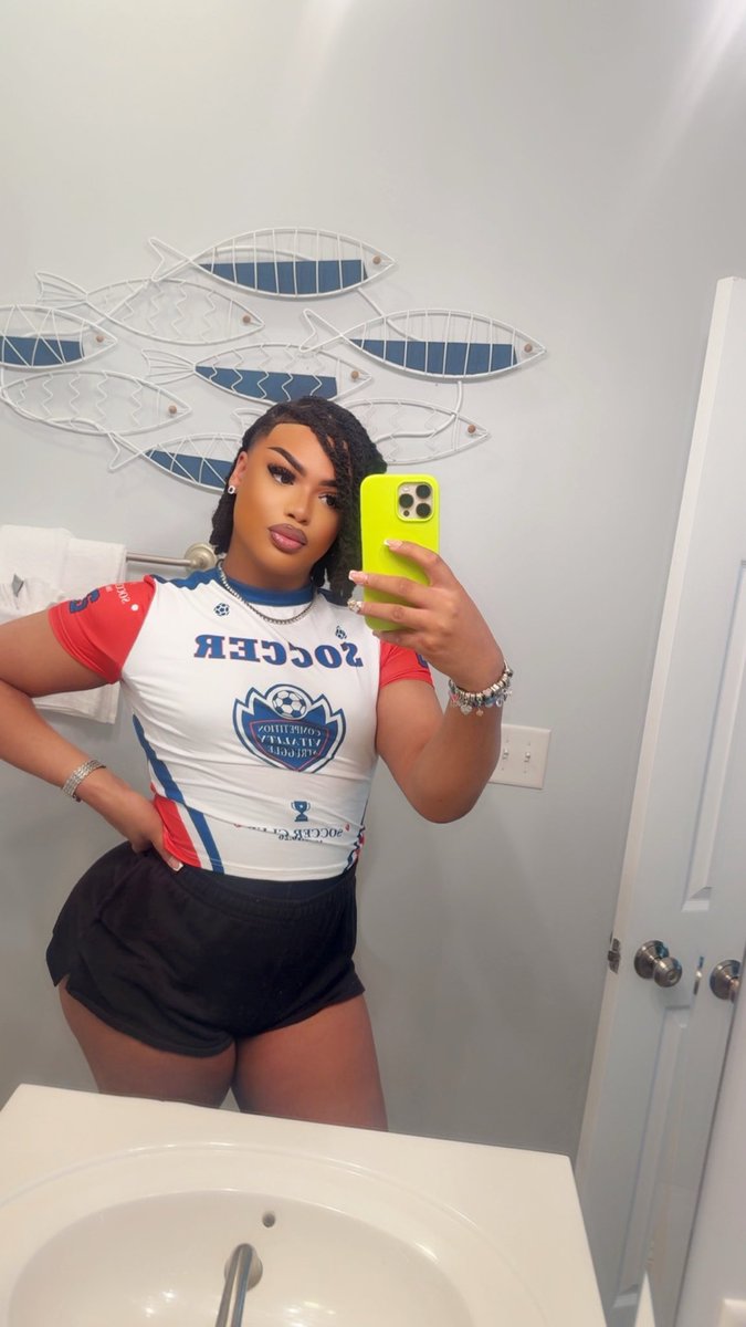 Pretty Boy Ken 🍭 tweet media