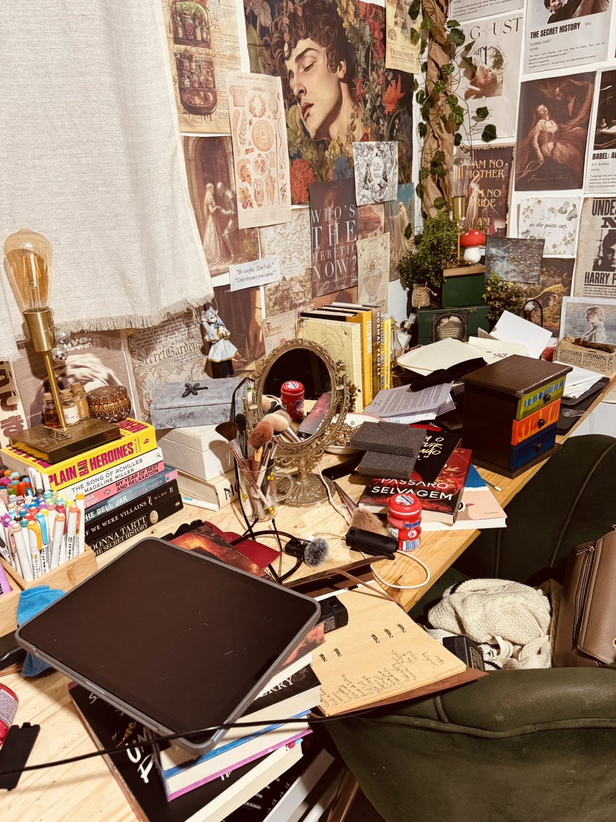 bella fazzati 🌷 • 📖: o dilúvio de ophelia tweet media