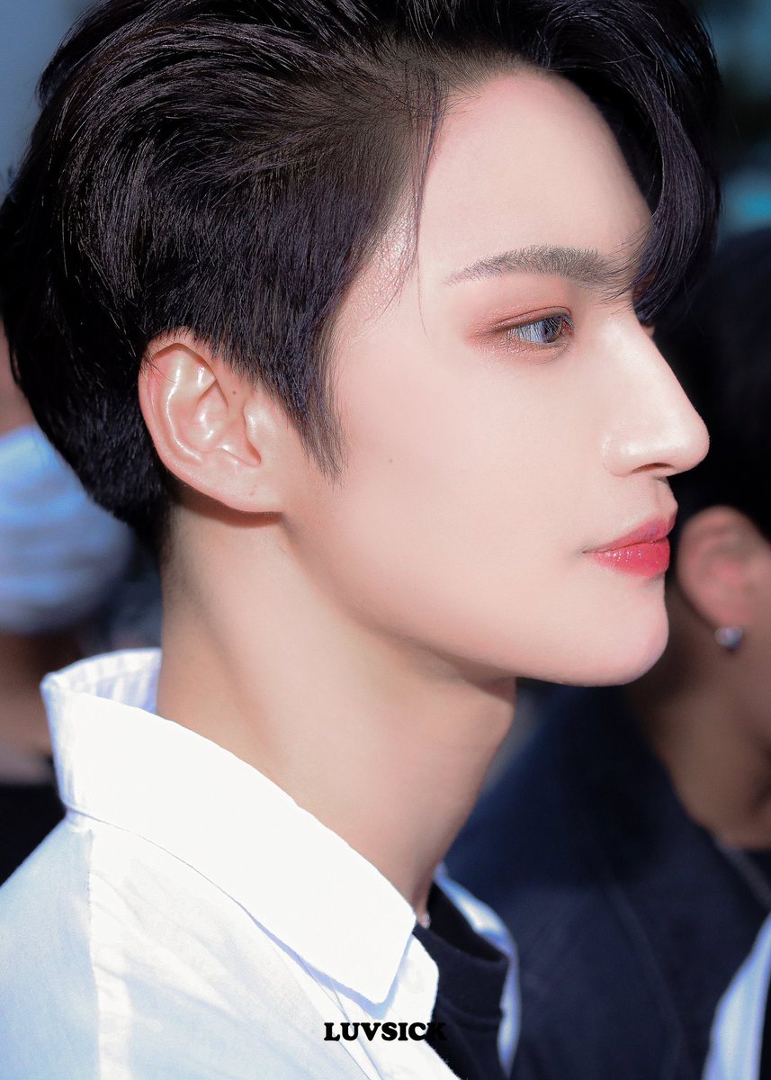 cinnamon tweet media