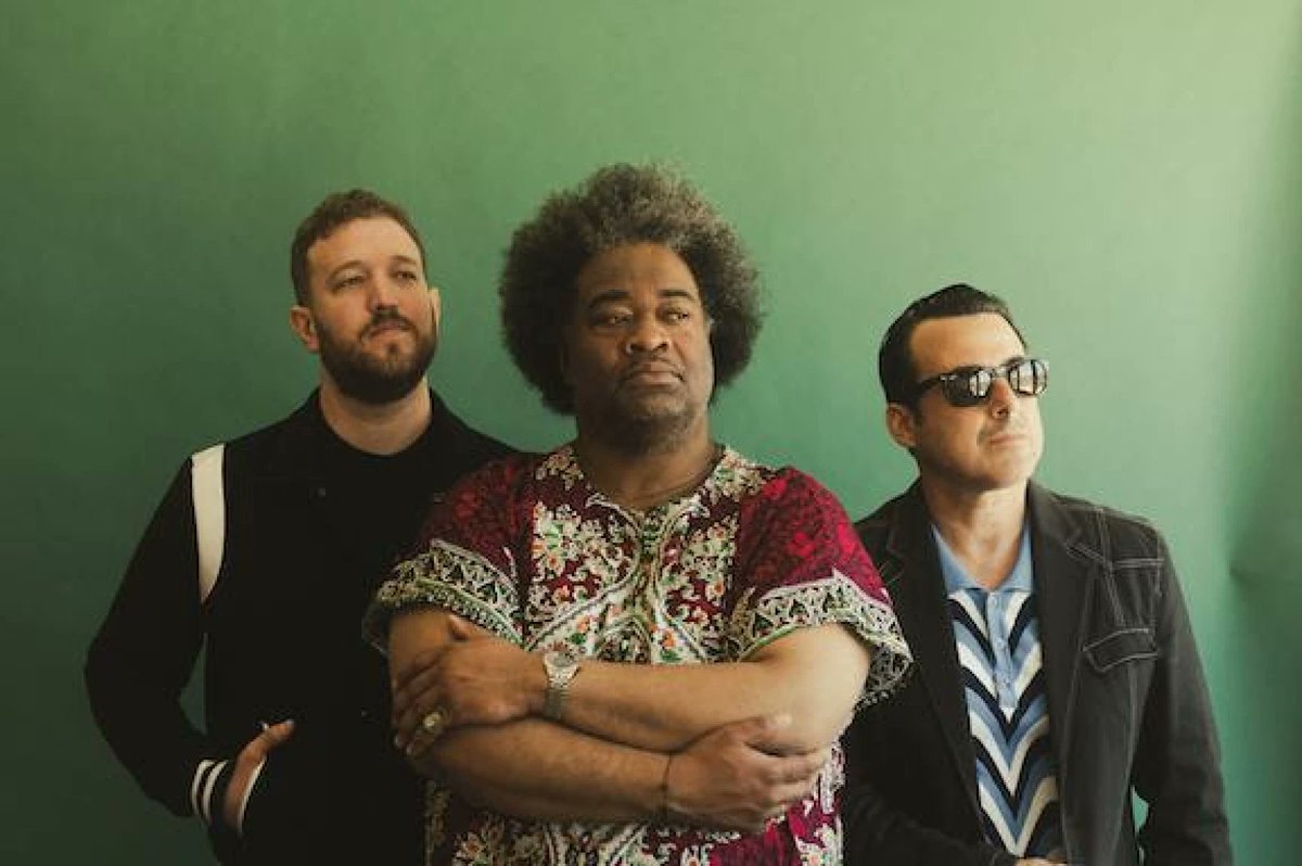 El Hombre Vacunado Con Púa De Fonógrafo tweet media