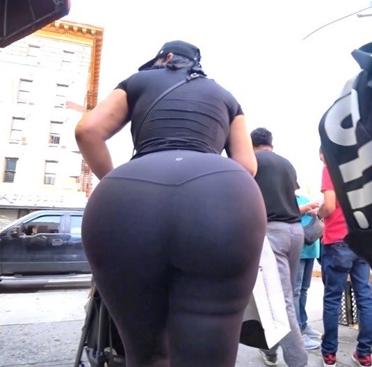 Selenagotudumppin tweet media