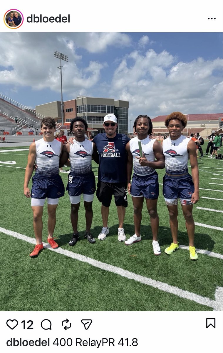 BraxtonO20's tweet photo. 1st place at Area in the 4x100 with a PR of 41.88
Up next REGIONALS 
#aubreytrack #4x100relay 
#4A @AubreyRecruit @CoachEHill https://t.co/p9AtYrZqdH