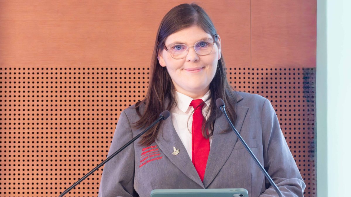 SpecialOlympics's tweet image. ⚽ The #SpecialOlympics Unified Football World Cup kicks off on July 6 in Paris!

Key leaders and athletes, including @Marina_Ferrari and @FFF President Philippe Hamidou Diallo, were at the official draw today.

Learn more: brnw.ch/21x1Fue

@soeuropeeurasia #Paris2026UFWC