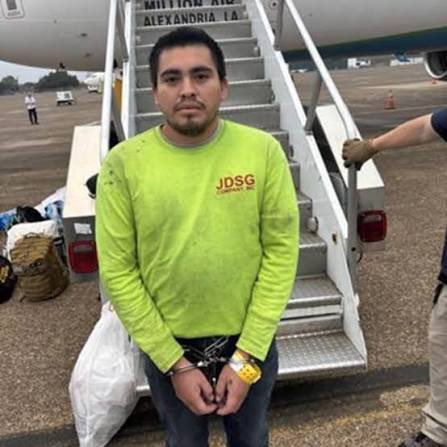 Dapper Detective tweet media