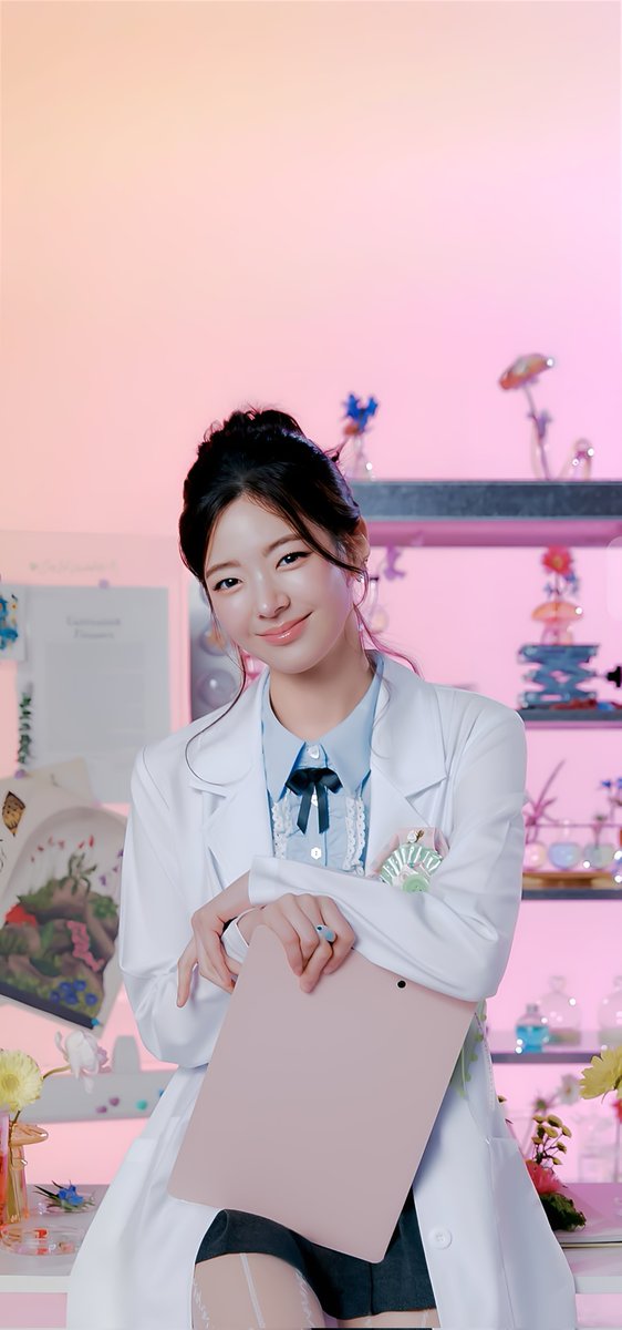 ITZY Wallpapers tweet media