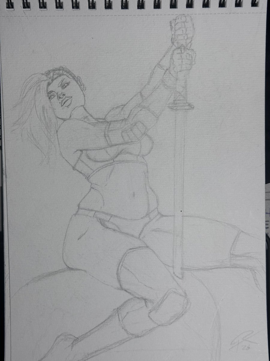 En medio de los sketches hice este de Marianna que empezó en físico y lo pasé a digital, primera vez que le doy color al traje de entrenamiento #ganubys #procreateart #SOTS #Marianna