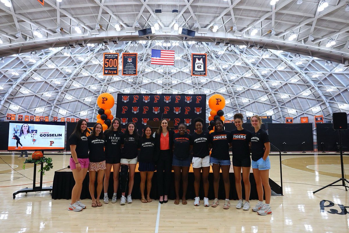 PrincetonWBB's tweet photo. A formal hello from @Coach__LB to the @Princeton community. 🧡🖤 https://t.co/D5J2JaVFQ7