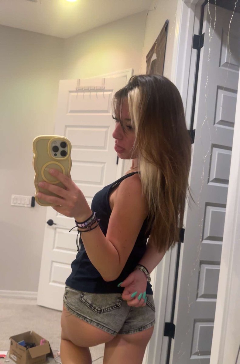 Findom Hazel tweet media