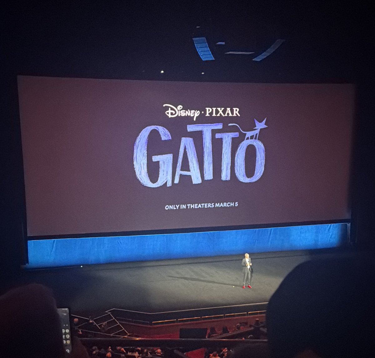 The Hollywood Handle tweet media