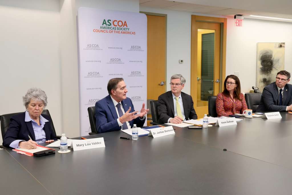 DirOPSPAHO's tweet image. #DigitalTransformation in health is underway in the Americas. Health Nexus Dialogue I is a call to work together—aligning policy, investment, and #AI to strengthen primary health care. @ascoa