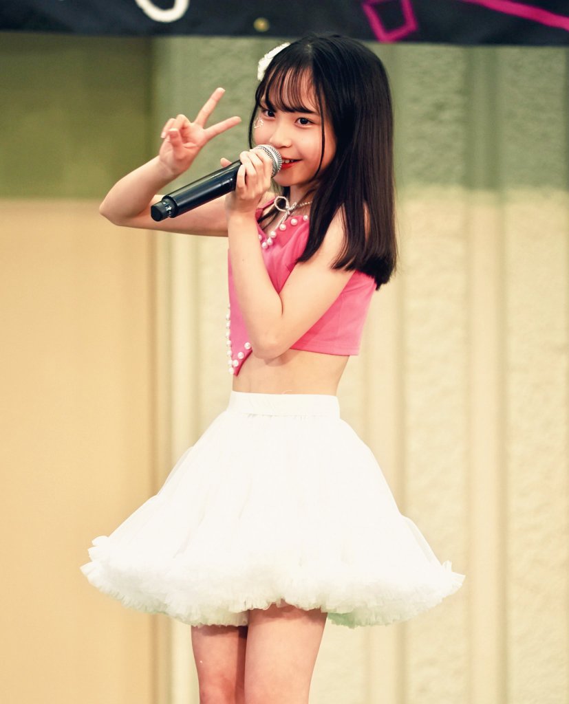 関 菜々子🎀🍓nanaco*♡じゃんけんぽーん tweet media