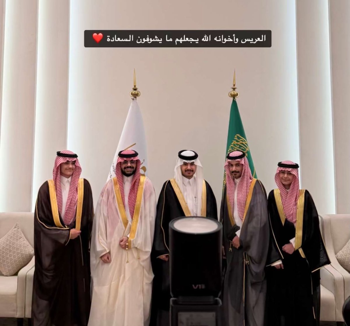 نويّـر tweet media