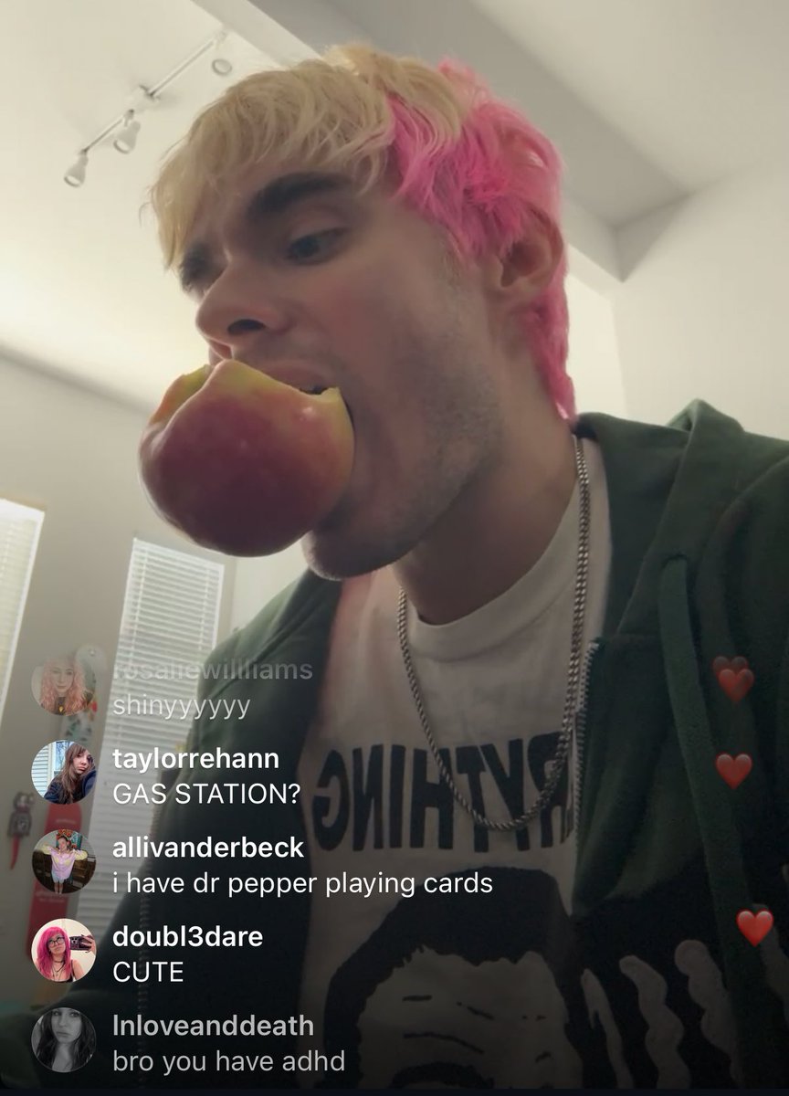 doubledarelover's tweet photo. awsten saying I didn't take my adhd meds today BRO WE CAN TELL😭😭😭 https://t.co/zgSTR47s9P
