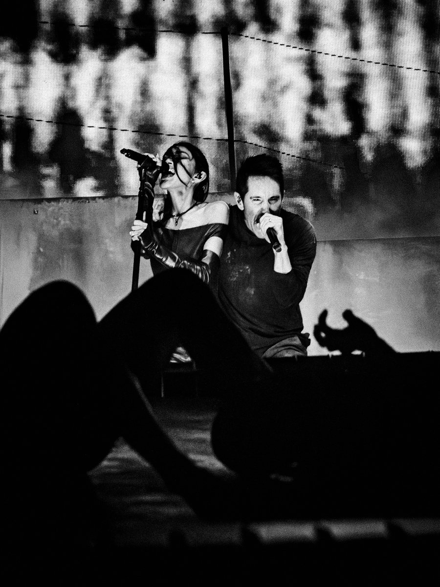 nine inch nails tweet media