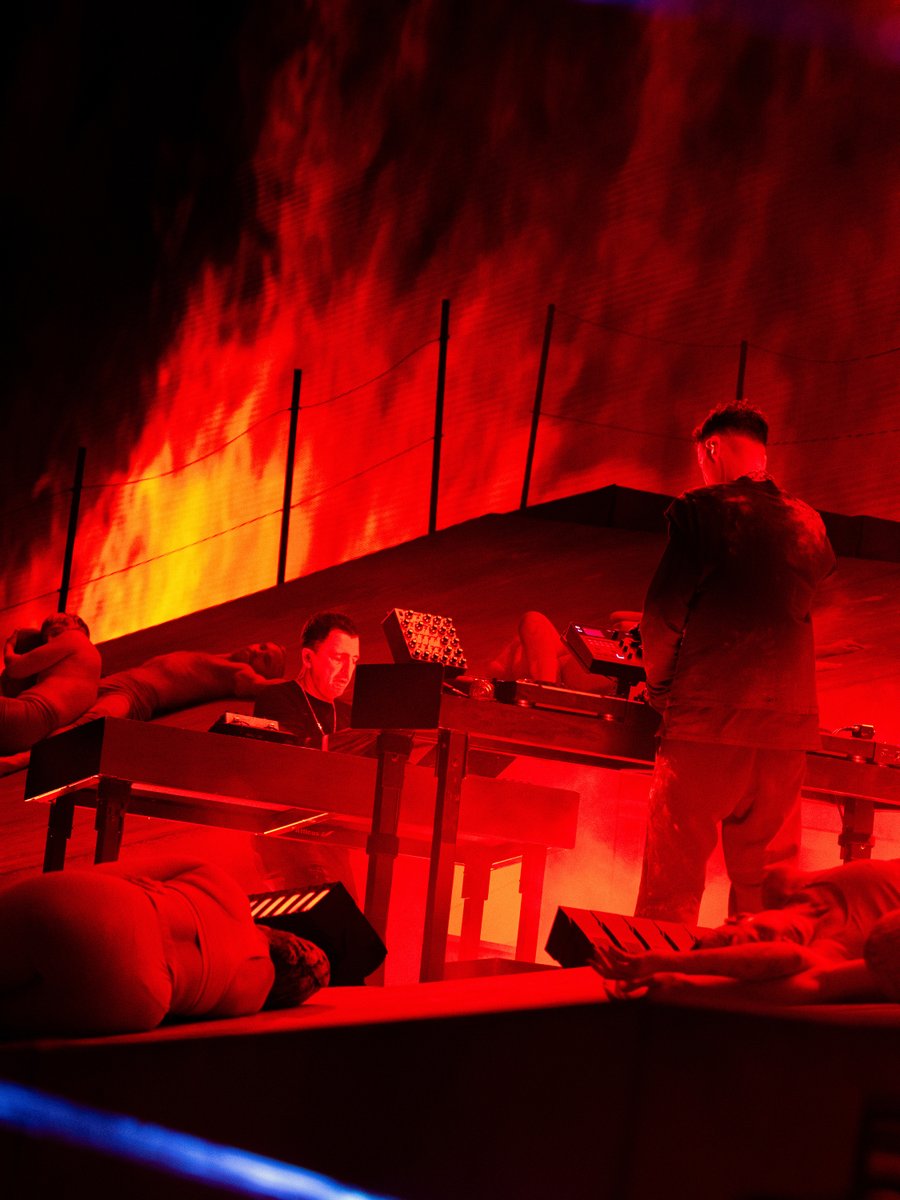 nine inch nails tweet media