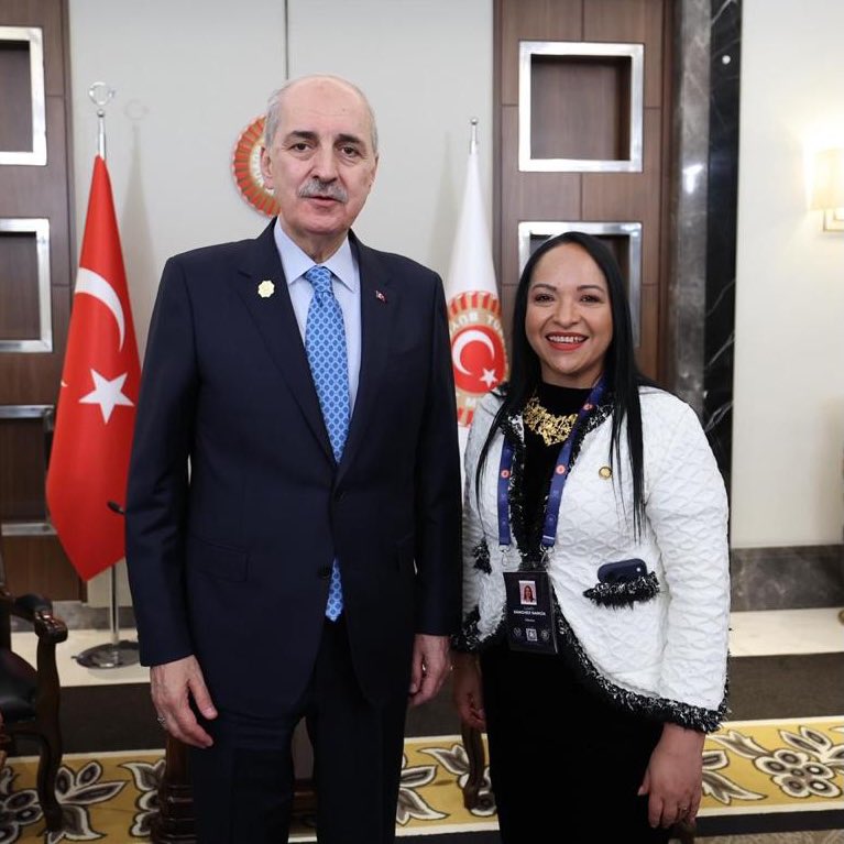 Liz Sánchez tweet media