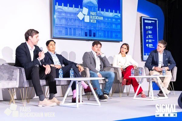 rocioweb3's tweet photo. @ParisBlockWeek Great to share the stage with:
• MarkFoster — @crypto_council for Innovation
• IvanKeller — @EU_Commission 
• AjinkyaTulpule — @HashKey_Global
• Lex Fisun— Global Ledger
• Rocio Jimenez — @BanxaOfficial 

The future of global crypto infrastructure gets built https://t.co/S2CoIZRQQh