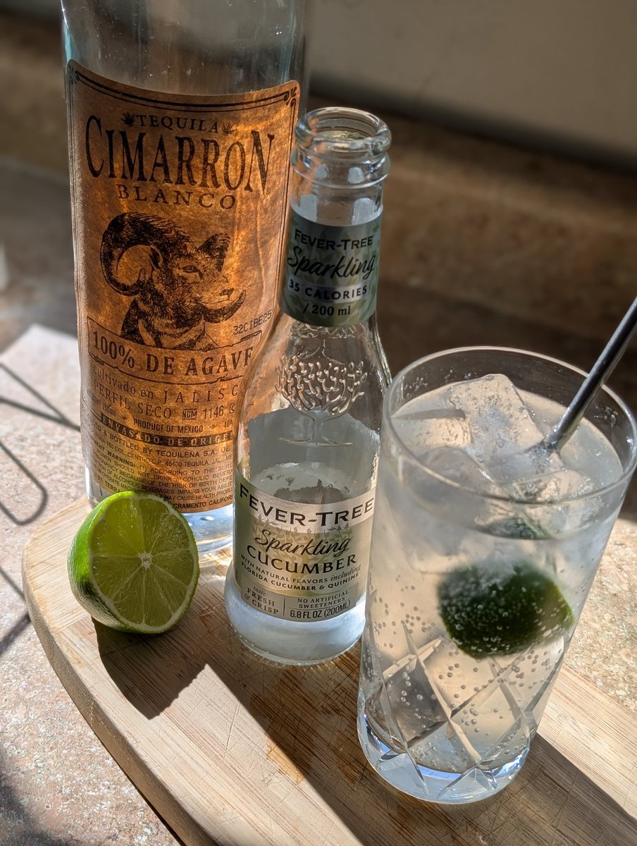 jnelson712's tweet photo. Tequila, lime, and cucumber tonic.  Super refreshing and easier than making a cucumber margarita https://t.co/8534u3nEdj