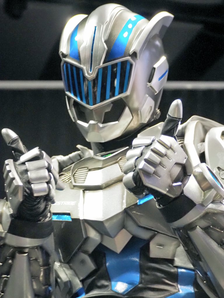 黒鷹（写真用） tweet media