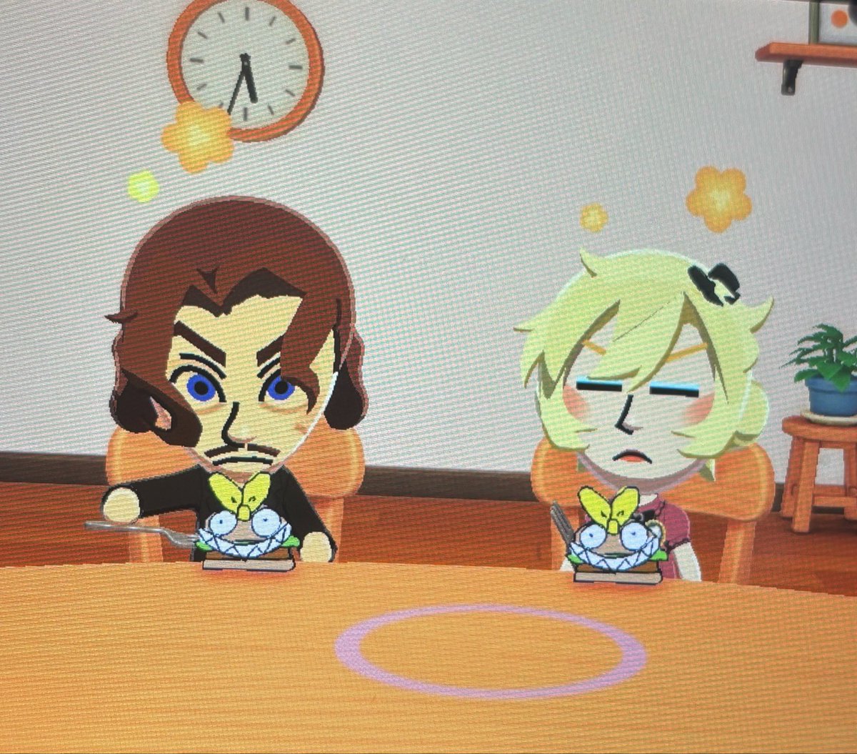 RisaApocalypse's tweet photo. marseille and viktor now live together https://t.co/f6iw2u5EkC