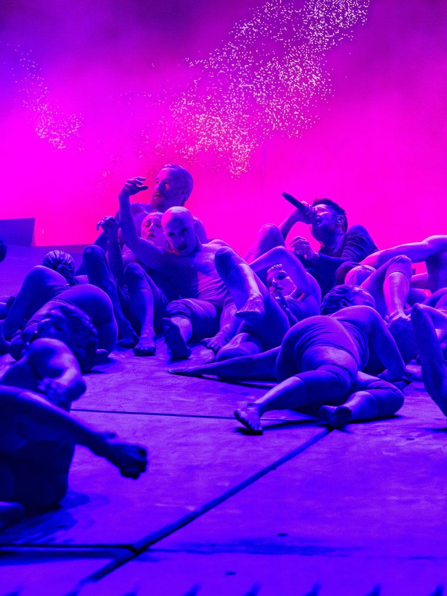 nine inch nails tweet media