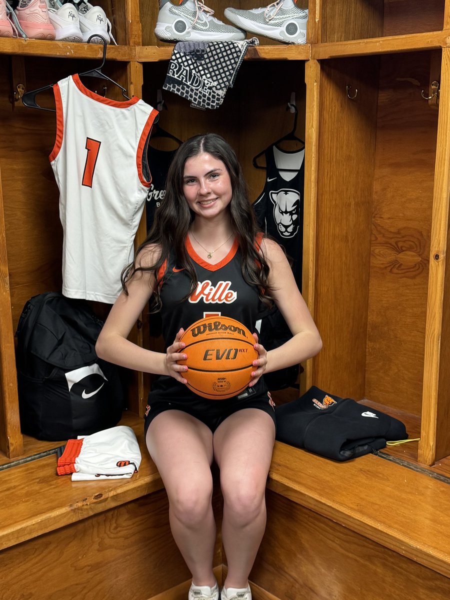 Hope_Ingram1's tweet photo. I had an amazing visit to Greenville today and, was blessed with an offer to play for them at the next level! Thank you Coach Mo, Coach K, and Coach D for an amazing visit! @guwbball https://t.co/ngVIlGqr0n