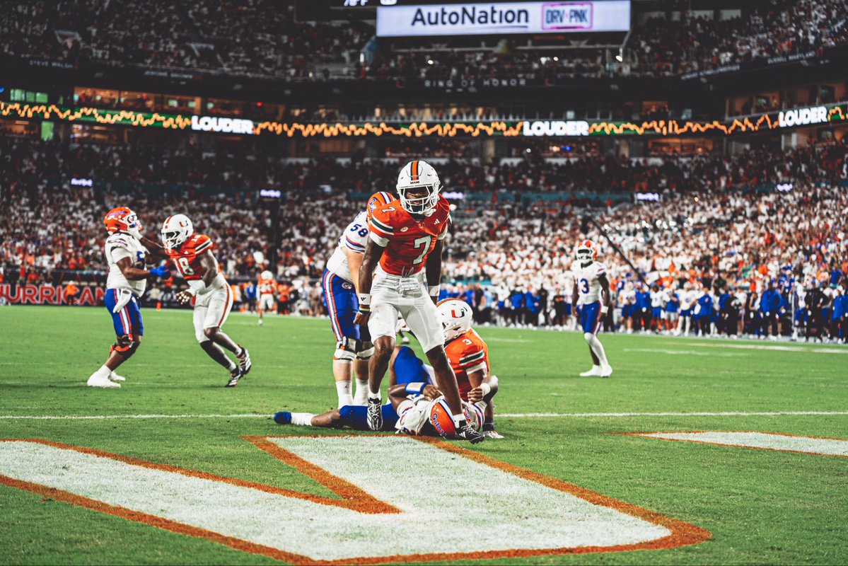 DENNIS SMITH tweet media