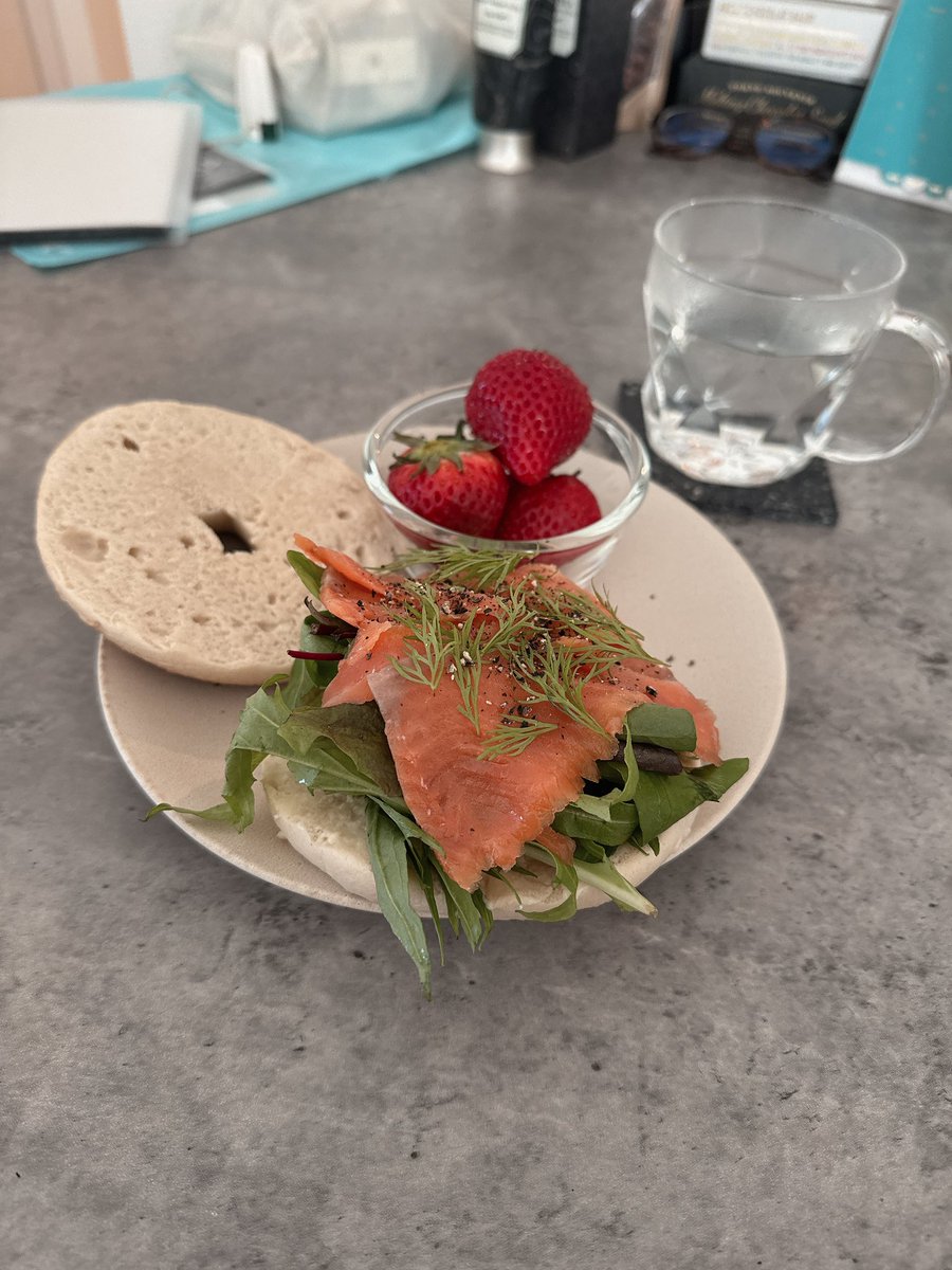 𝙹𝚒𝚕𝚕𝚒𝚜 𝙺𝚒𝚝𝚌𝚑𝚎𝚗＿＿＿＿ ＿  ＿ ．

「ｶｲﾌｸｯ」

昨日の夜と今日の朝。

 #jilliskitchen
 #ジリズキッチン
 #おうちごはん