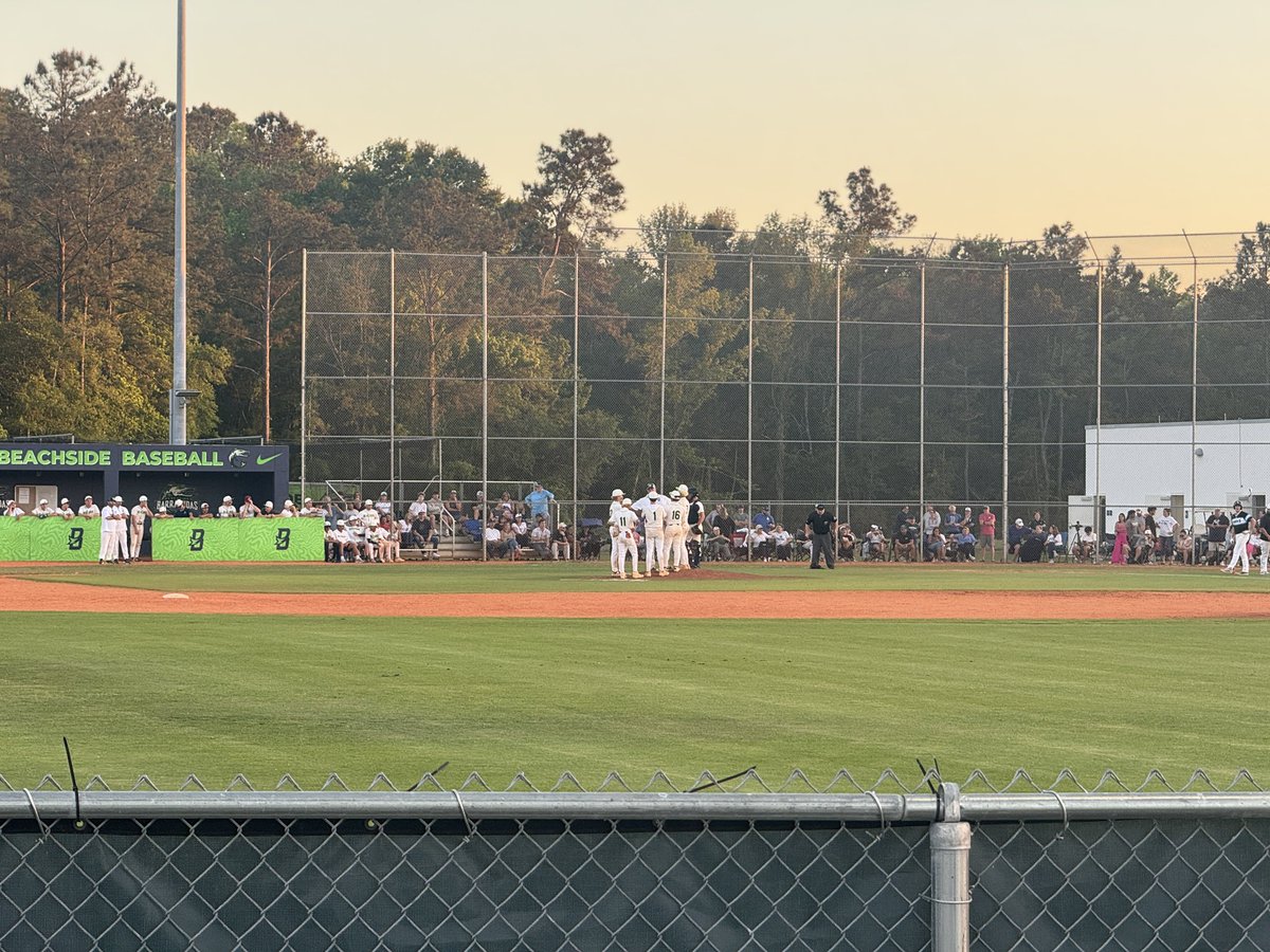 BrentASJax's tweet photo. District Championship game at The Reef between @Beachside_Base @PVSHARKSsports @ActionSportsJax #ASJax https://t.co/9IMIhob6dj