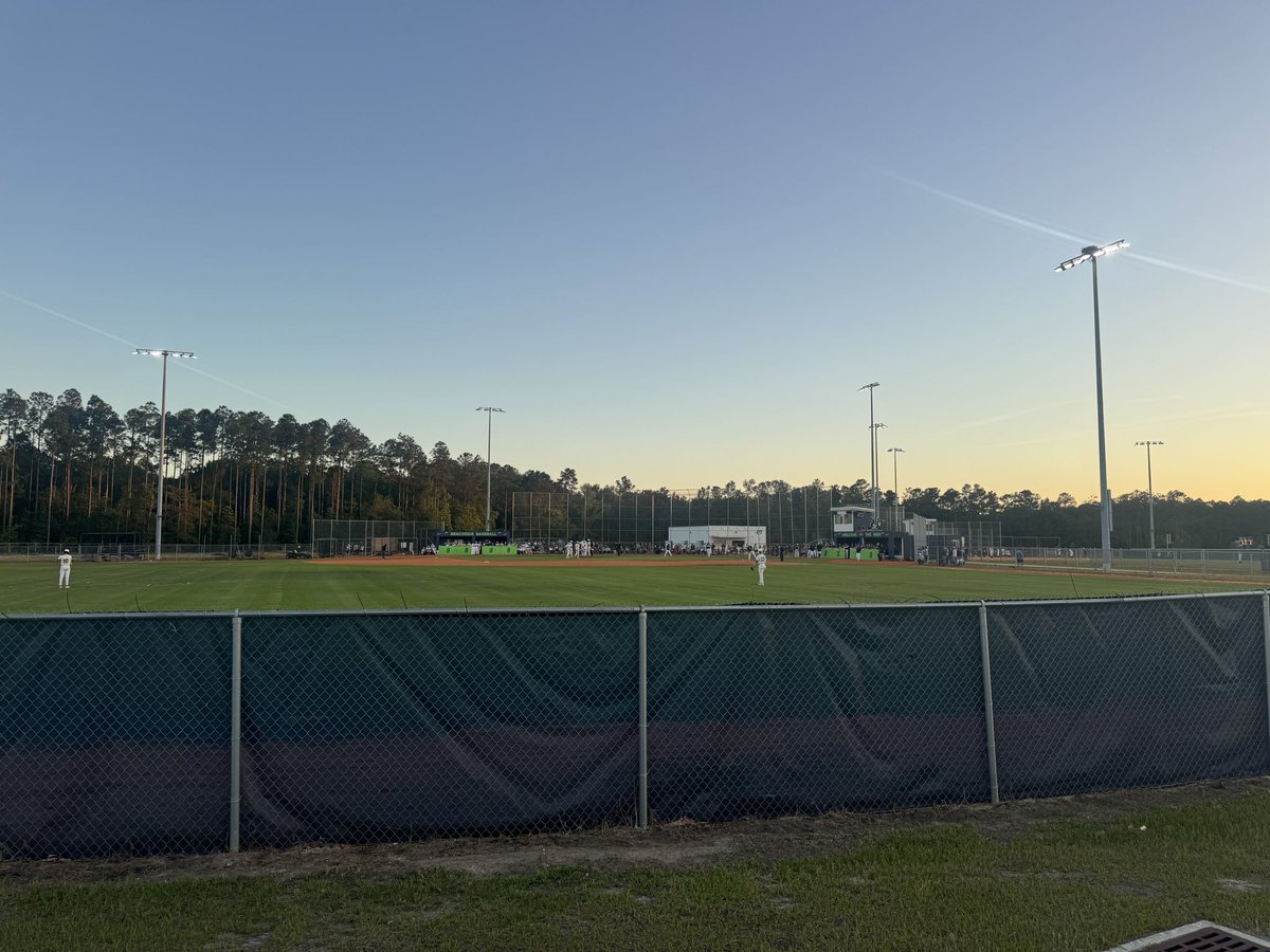 BrentASJax's tweet photo. District Championship game at The Reef between @Beachside_Base @PVSHARKSsports @ActionSportsJax #ASJax https://t.co/9IMIhob6dj