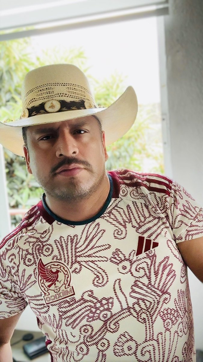 Pancho R42 tweet media