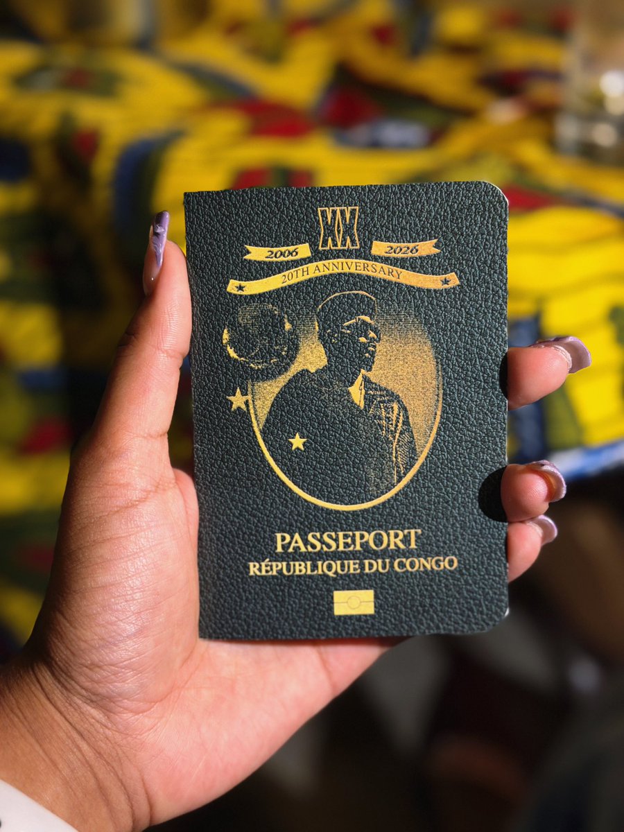 Cornelia K. tweet media