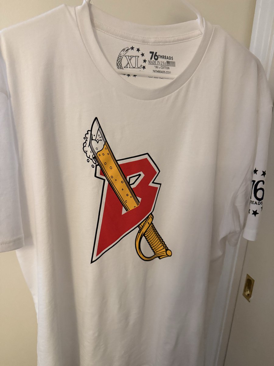 cmills93's tweet photo. Just ordered this shirt. There’s a better days and Lindy one too!  @JeremyWGR @SneakyJoeSports @OwenP29  #sabrehood https://t.co/ip8T2EuaZr https://t.co/hsdWNzTccD
