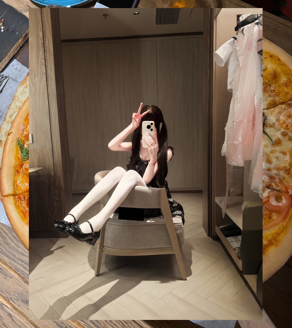 Lisa Fox tweet media