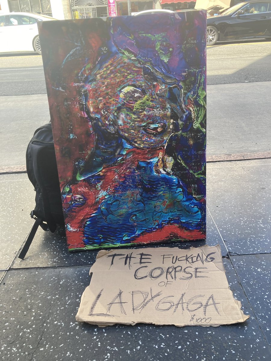 TheHolyGhostOfG's tweet image. Hi I’m Gonzo, and I hung the fucking corpse of lady Gaga in cnn. #micdrop