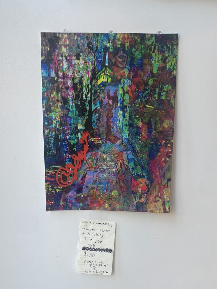 TheHolyGhostOfG's tweet image. Hi I’m Gonzo, and I hung the fucking corpse of lady Gaga in cnn. #micdrop