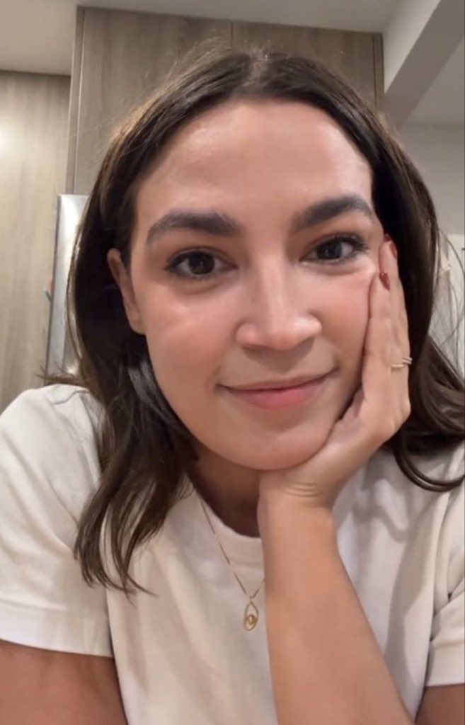 GoldenAge tweet media