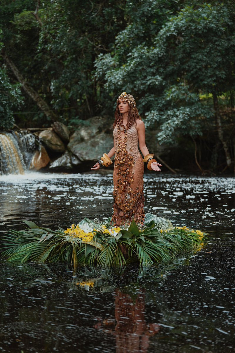 QG da Anitta tweet media