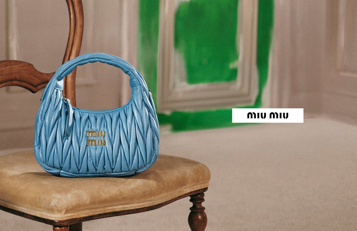 The Wander bag is reinterpreted season after season, becoming an