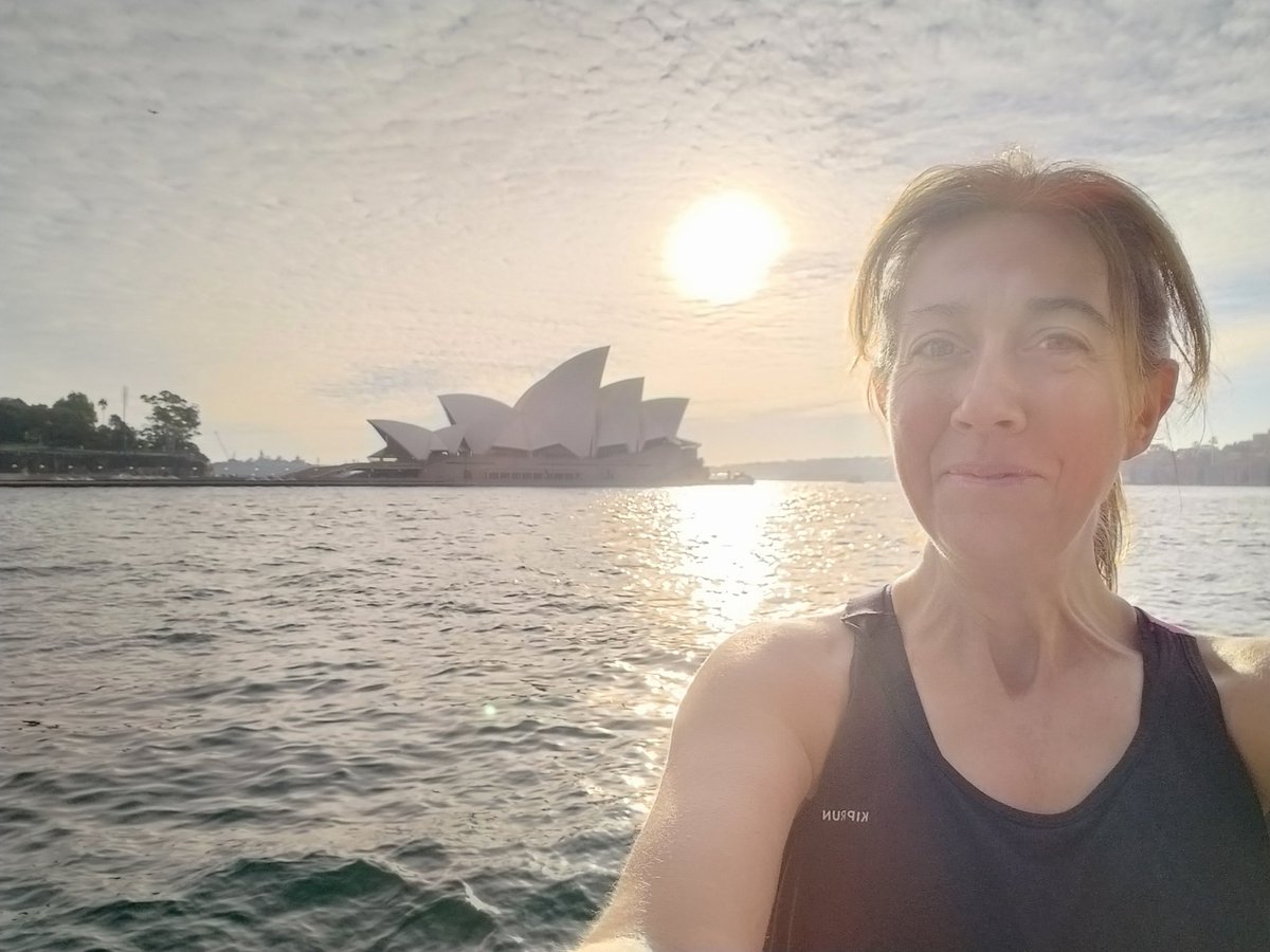 MillingtonSally's tweet image. Morning 5km run 
Another lovely morning soaking up the sights again. Loads of people out running, and such a nice temperature too! 
Happy Friday! 😀🏃‍♀️🇦🇺
#Sydney #Running #Australia