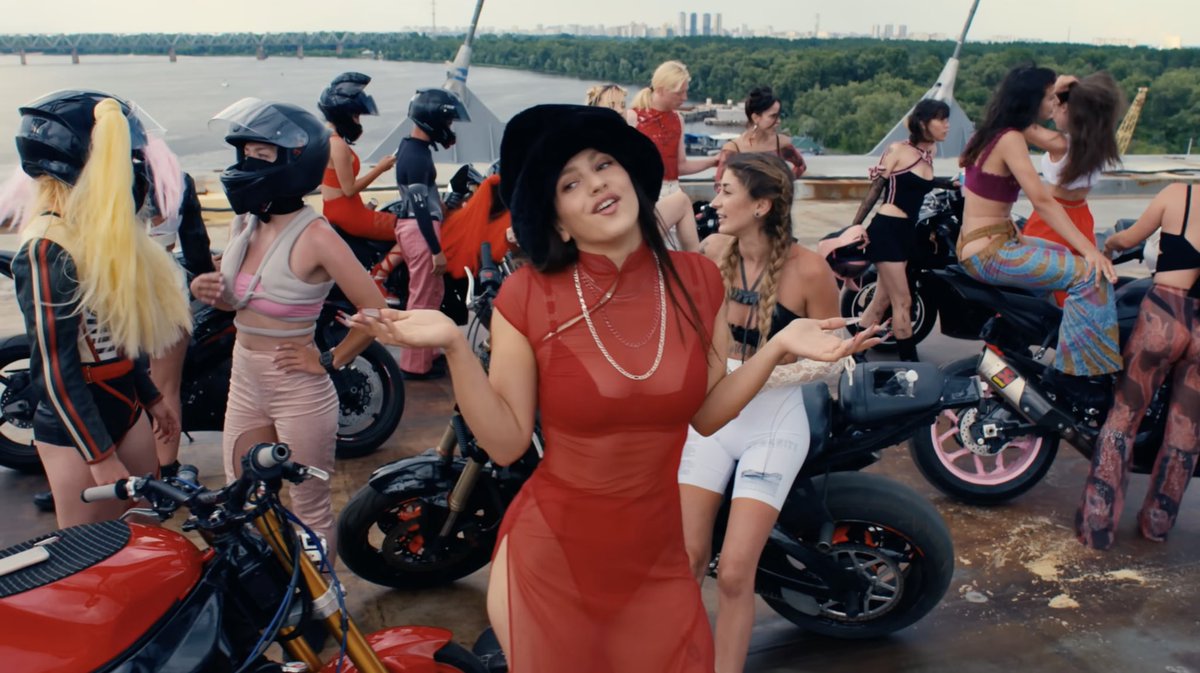 TNC | LUX 🪽 tweet media