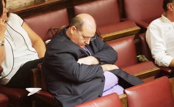 Sina katsarou tweet media