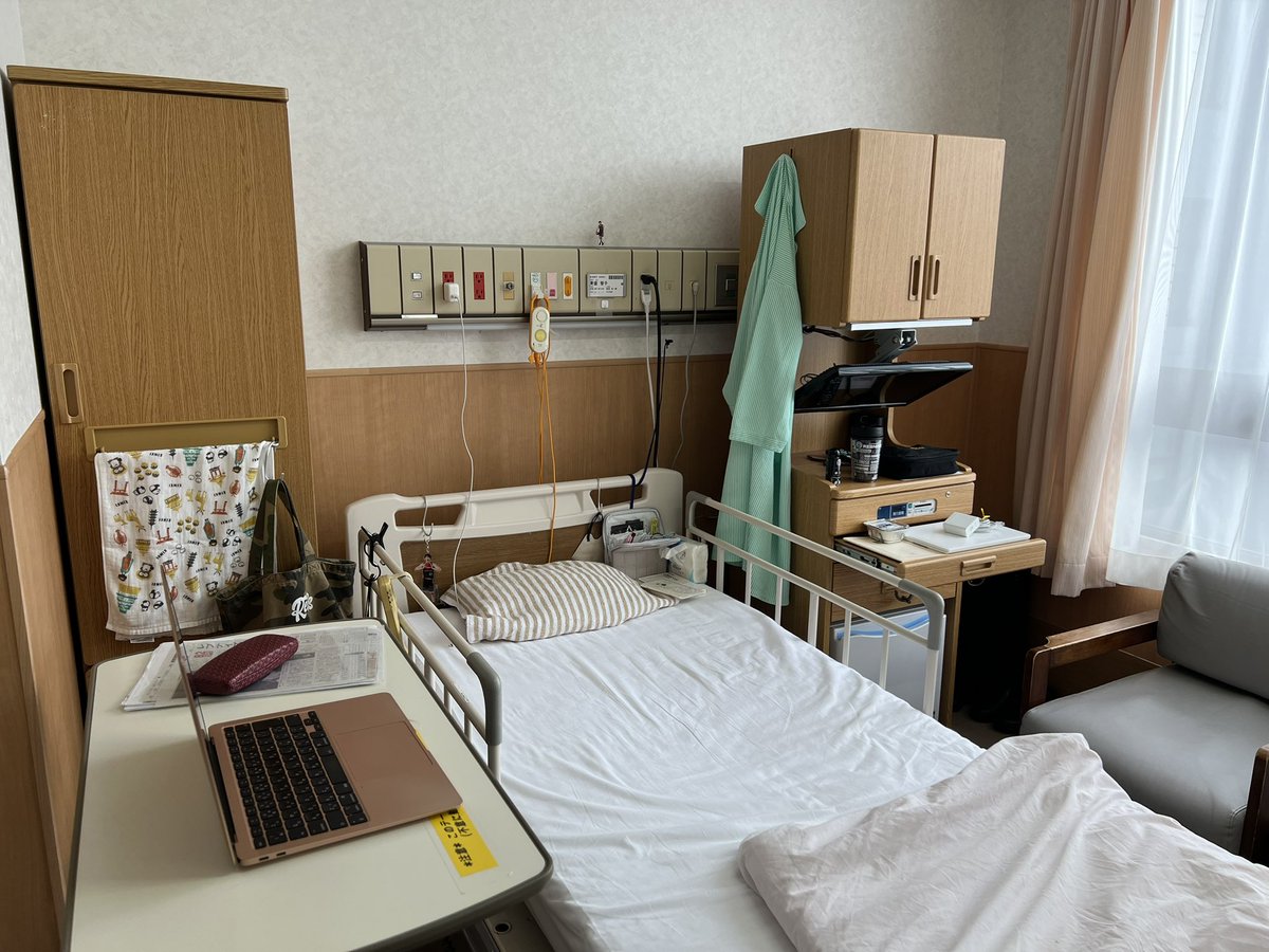 tomoko.a tweet media