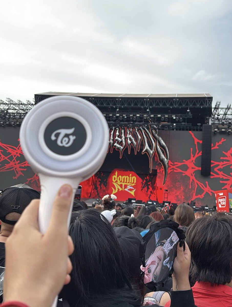 sofía CHAELO tweet media