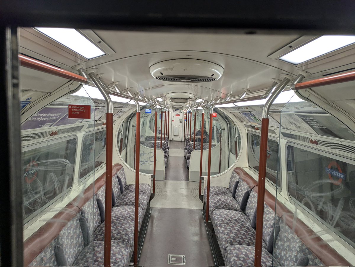 Hide London tweet media