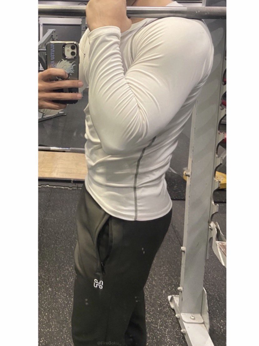 𝐓𝐨𝐣𝐢. tweet media