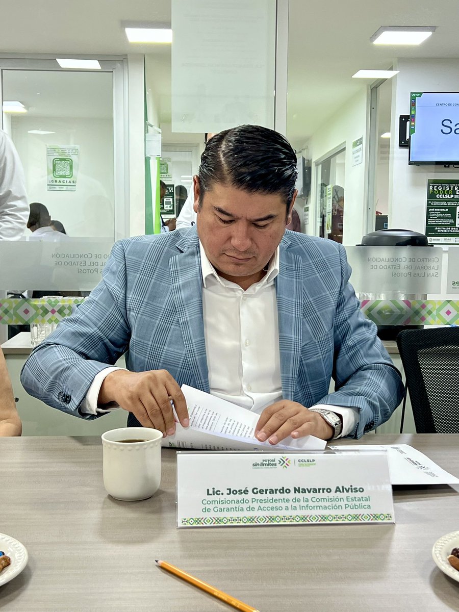 Cegaip's tweet photo. El Comisionado Presidente, José Gerardo Navarro Alviso participó en la 2a Sesión Ordinaria 2026 de la Junta de Gobierno del Centro de Conciliación Laboral de SLP.

Se abordaron lineamientos de conciliación, informe trimestral y seguimiento de asuntos.

#CEGAIP #Transparencia #SLP https://t.co/MpcBmSlI1T