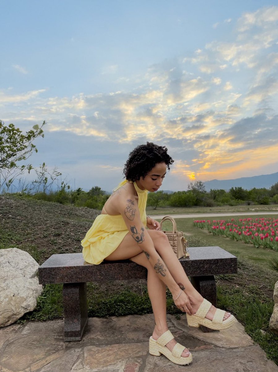 SpoilGodly's tweet photo. 💛🌷✨☁️💐💕 https://t.co/hxK05tvcxC
