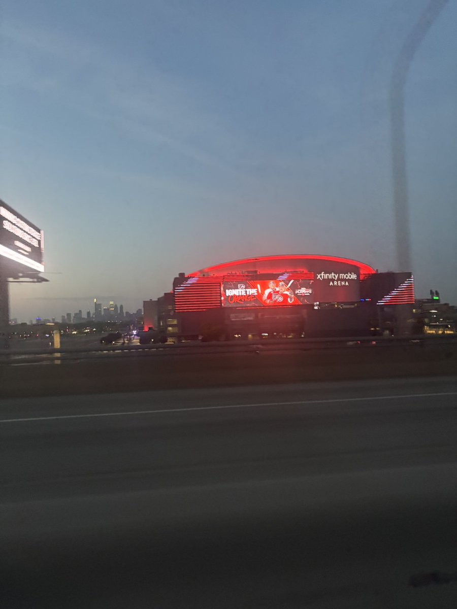 x - Chris Maher tweet media