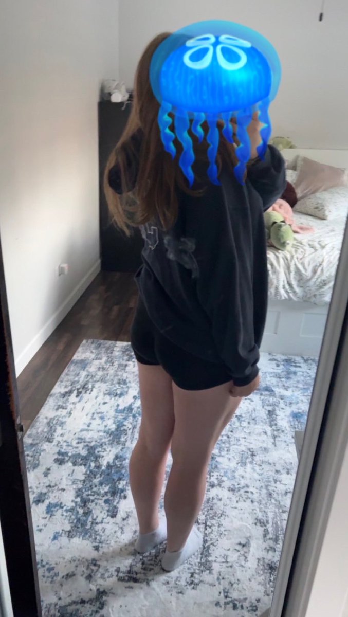 lil 🪷 tweet media